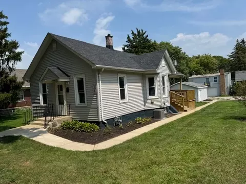 708 Summit St, Joliet, IL 60435