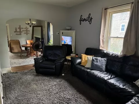708 Summit St, Joliet, IL 60435 photo 6