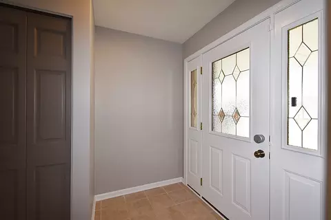 Entry Way - 124 Circle Dr E, Montgomery, IL 60538 photo 1 of 2