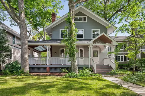 609 Central Ave, Wilmette, IL 60091