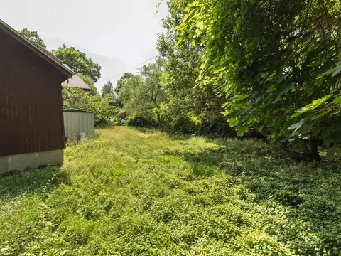 Exterior - 830 Bellevue Ave, Elgin, IL 60120 photo 7 of 7