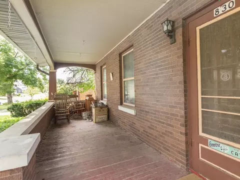 Exterior - 830 Bellevue Ave, Elgin, IL 60120 photo 2 of 7