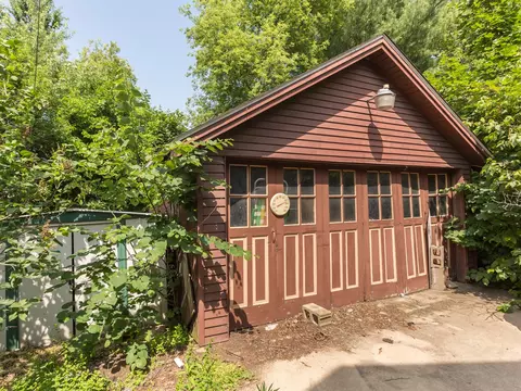 Exterior - 830 Bellevue Ave, Elgin, IL 60120 photo 5 of 7