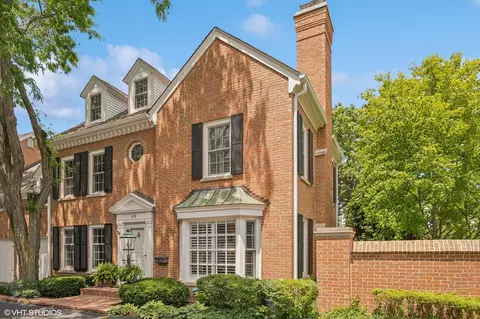 476 Linden St, Winnetka, IL 60093