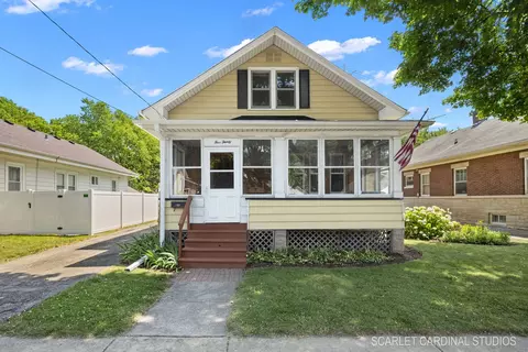 530 S Union St, Aurora, IL 60505