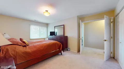 108 New Castle Ct, Rolling Meadows, IL 60008 photo 18