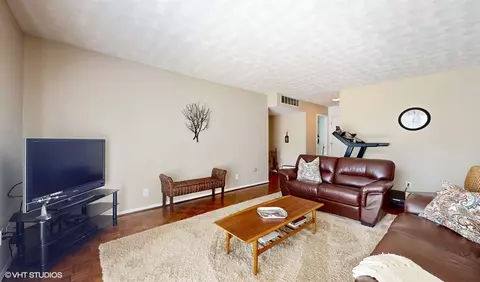 108 New Castle Ct, Rolling Meadows, IL 60008 photo 24