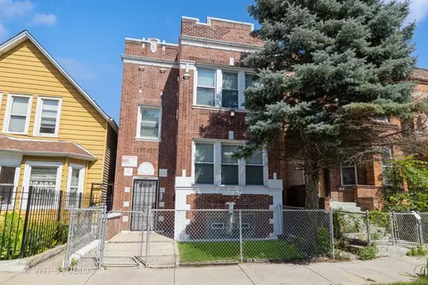 6215 S Wood St, Chicago, IL 60636