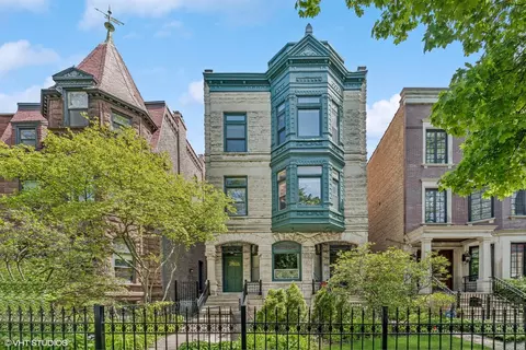 2523 N Burling St #A, Chicago, IL 60614