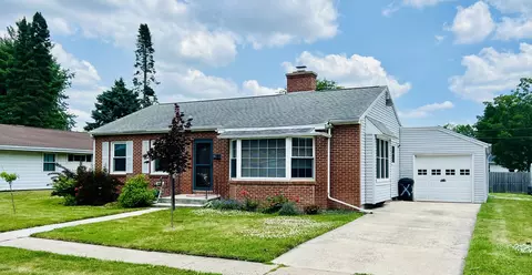 1075 N Main St, Rochelle, IL 61068
