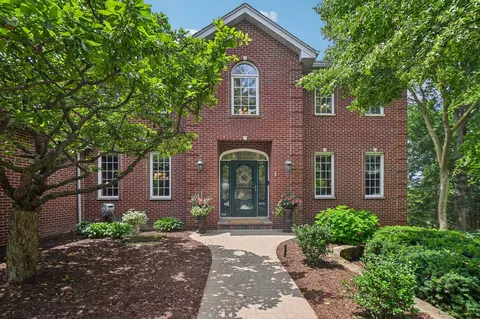 1188 Notre Dame Dr, Lemont, IL 60439