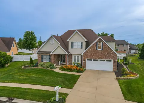 573 Barry Turn, Manteno, IL 60950