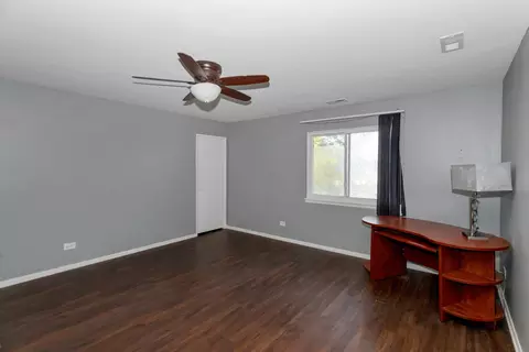 Bedroom - Undisclosed, Hoffman Estates, IL 60169 photo 1 of 5