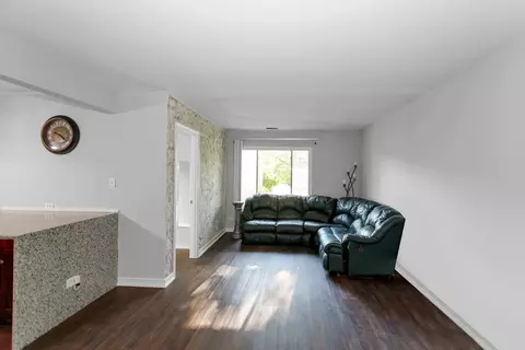 Living - Undisclosed, Hoffman Estates, IL 60169 photo 1 of 3