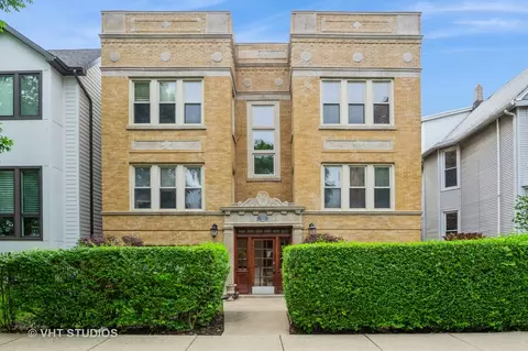 3826 N Troy St #1N, Chicago, IL 60618