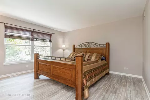 Bedroom - 10602 Cape Cod Ln, Huntley, IL 60142 photo 4 of 4