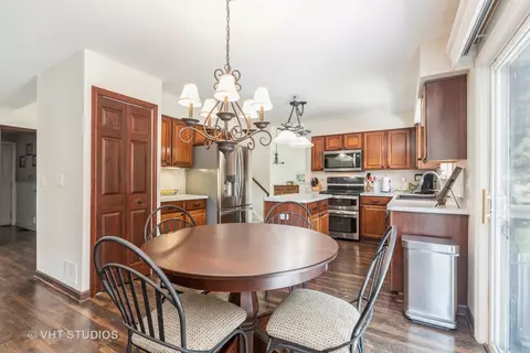 Kitchen - 10602 Cape Cod Ln, Huntley, IL 60142 photo 1 of 4