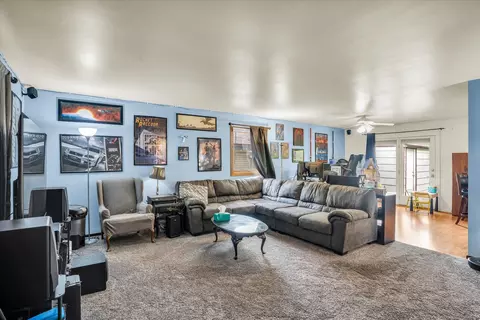 Living - 2003 Sangamon Dr, Champaign, IL 61821 photo 1 of 2