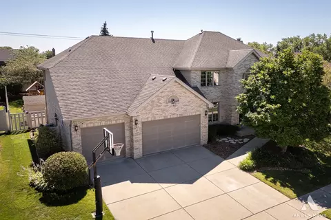 17337 Elk Dr, Orland Park, IL 60467