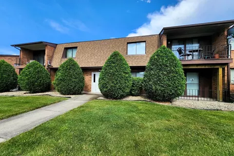 22545 Pleasant Dr #1, Richton Park, IL 60471