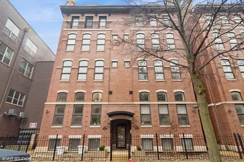 928 W Dakin St #G, Chicago, IL 60613