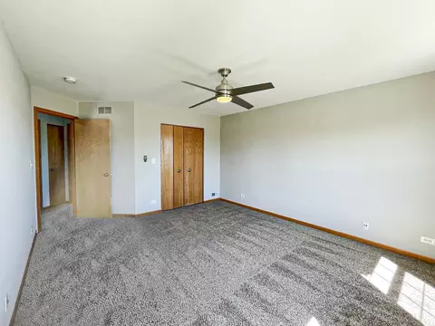 Bedroom - 32671 Innetowne Ct, Lakemoor, IL 60051 photo 2 of 4