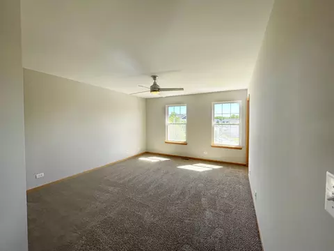 Bedroom - 32671 Innetowne Ct, Lakemoor, IL 60051 photo 1 of 4
