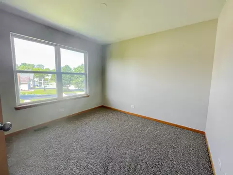Bedroom - 32671 Innetowne Ct, Lakemoor, IL 60051 photo 3 of 4