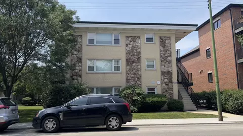 6538 N Northwest Hwy #2F, Chicago, IL 60631