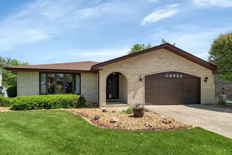 14533 S Pheasant Ln, Homer Glen, IL 60491