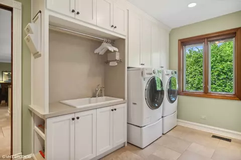 Other - 1664 Brittany Ln, Hoffman Estates, IL 60192 photo 9 of 11