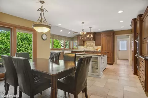 Other - 1664 Brittany Ln, Hoffman Estates, IL 60192 photo 3 of 11