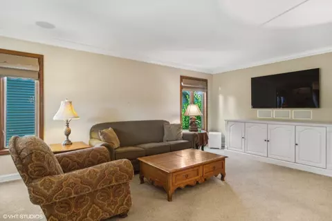 Other - 1664 Brittany Ln, Hoffman Estates, IL 60192 photo 1 of 11