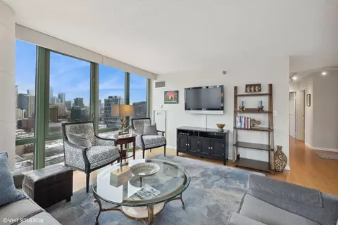 111 W Maple St #1802, Chicago, IL 60610 photo 6