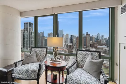 111 W Maple St #1802, Chicago, IL 60610 photo 11