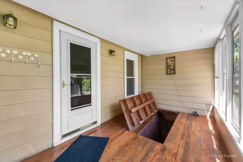 Exterior - 1026 Logan Ave, Elgin, IL 60120 photo 9 of 10