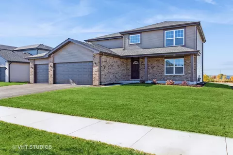 1384 Clifton Ave, Beecher, IL 60401