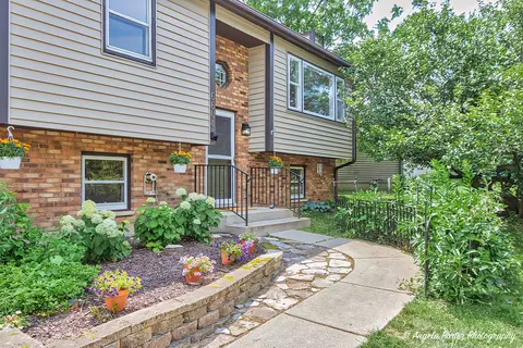 6604 Pheasant Trl, Cary, IL 60013 photo 2