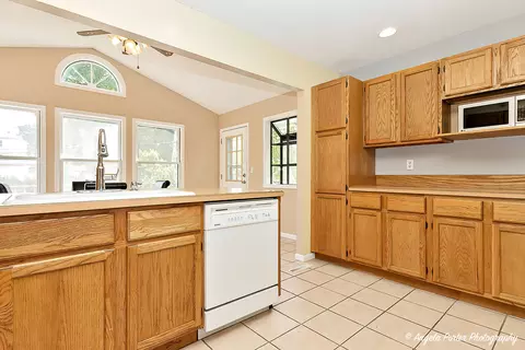 6604 Pheasant Trl, Cary, IL 60013 photo 10