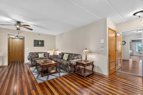 Living - 6845 Forestview Dr #2D, Oak Forest, IL 60452 photo 1 of 11