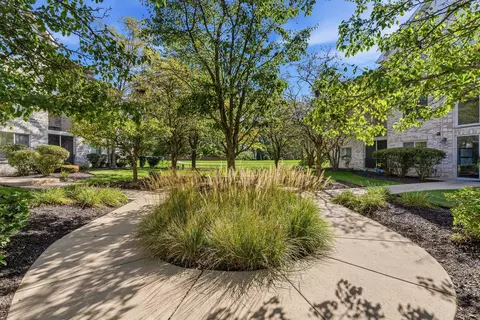 Exterior - 6845 Forestview Dr #2D, Oak Forest, IL 60452 photo 17 of 17