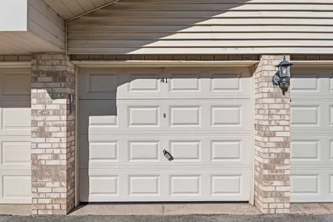 Exterior - 6845 Forestview Dr #2D, Oak Forest, IL 60452 photo 2 of 17