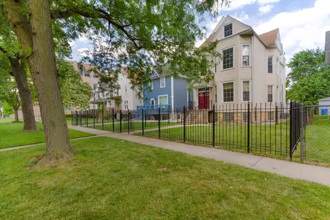 321 N Long Ave, Chicago, IL 60644