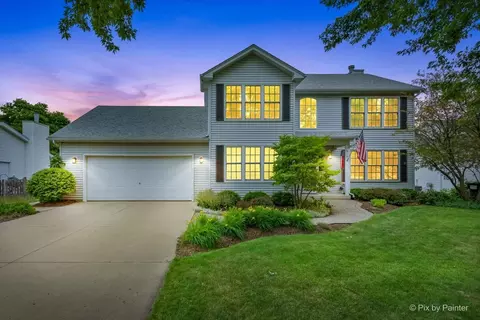 218 Loch Glen Ln, Mchenry, IL 60050