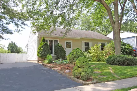 409 E Montana Ave, Glendale Heights, IL 60139