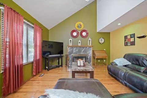 400 Park Place Dr, Normal, IL 61761 photo 13