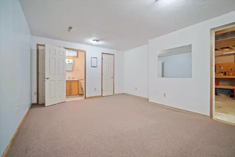 400 Park Place Dr, Normal, IL 61761 photo 25