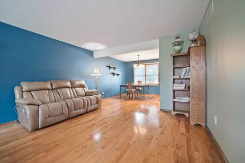 400 Park Place Dr, Normal, IL 61761 photo 8