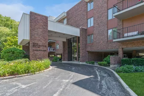6525 Main St #403, Downers Grove, IL 60516