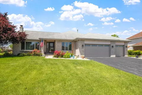 22084 Pembrook Dr, Frankfort, IL 60423